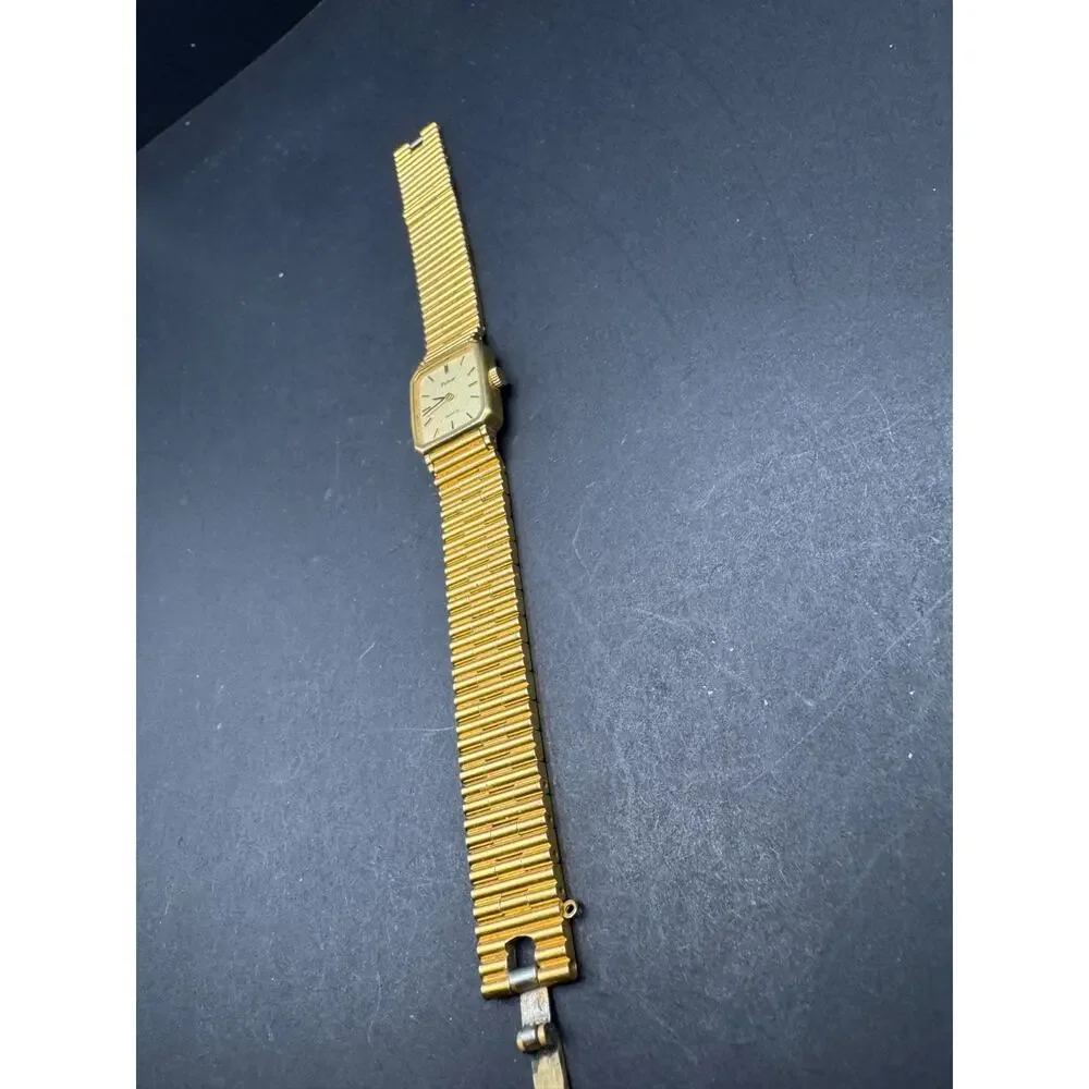 Vintage Pulsar Quartz Tank Watch Women's Gold Tone V232-5060 17mm Bracelet Band